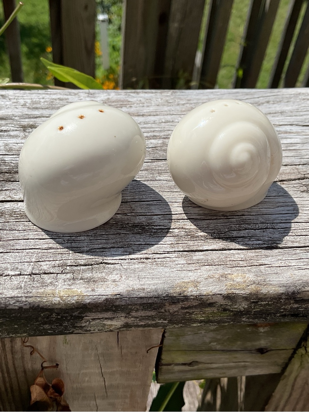 Lenox escargot shell design Salt and Pepper Shaker Set